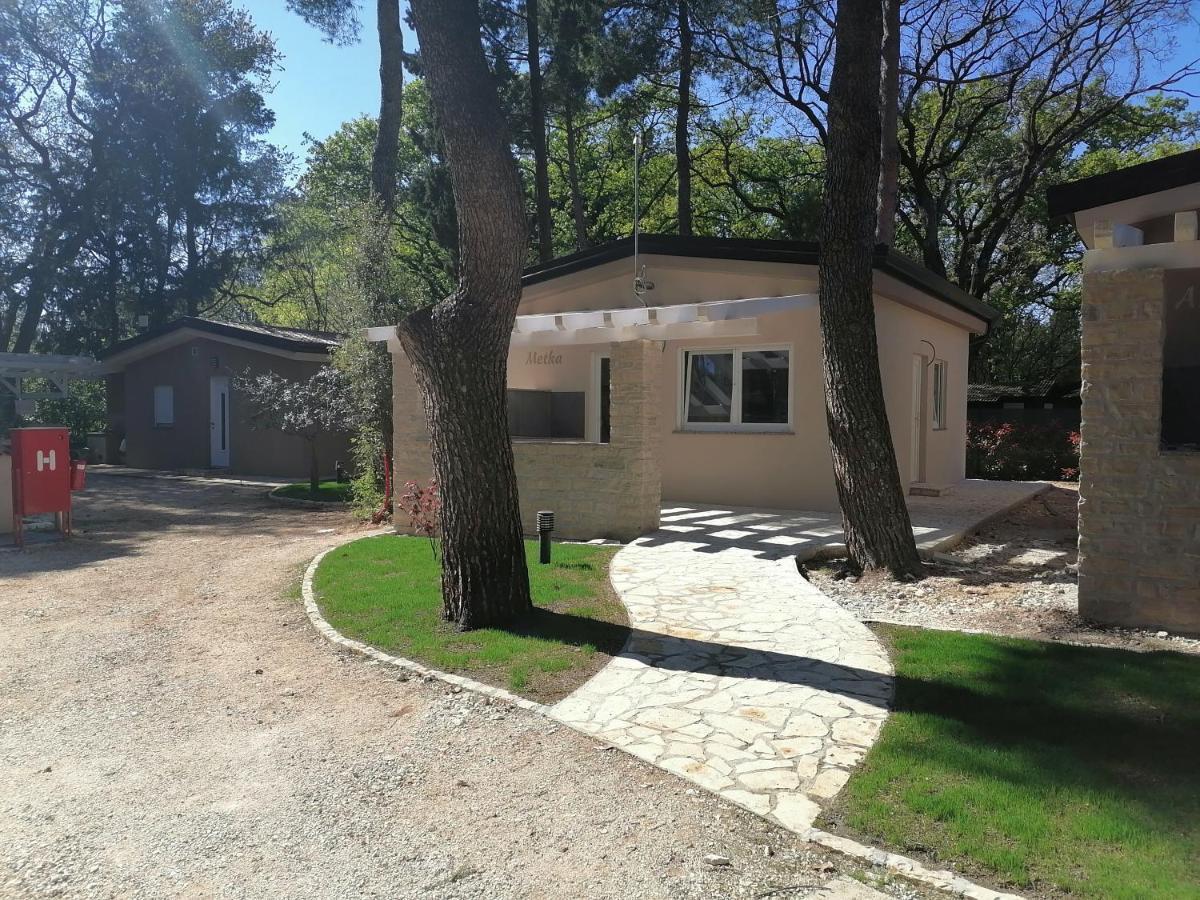 Holiday Park Mimoza Basanija Exterior photo