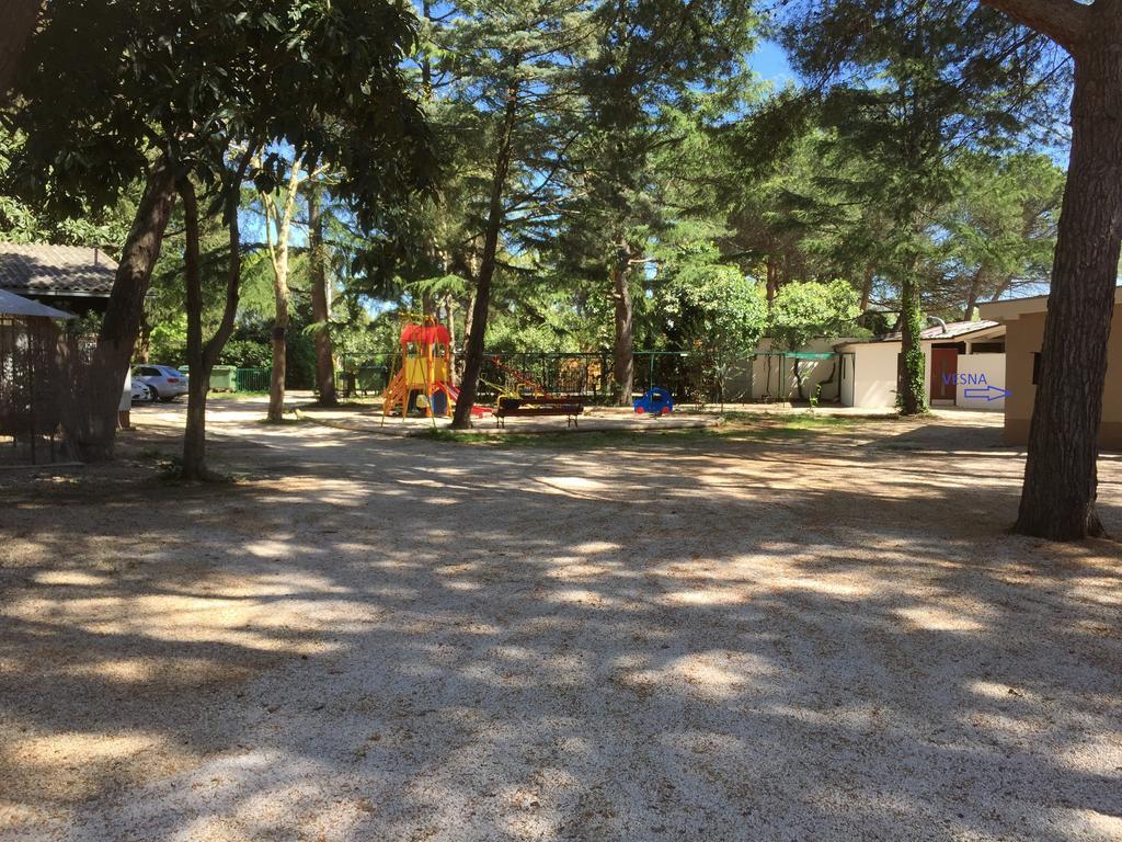 Holiday Park Mimoza Basanija Exterior photo